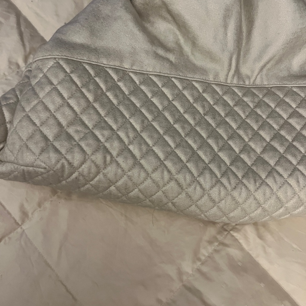 Chanel Metallic Silver Shoulder Bag - Picture 3 of 16
